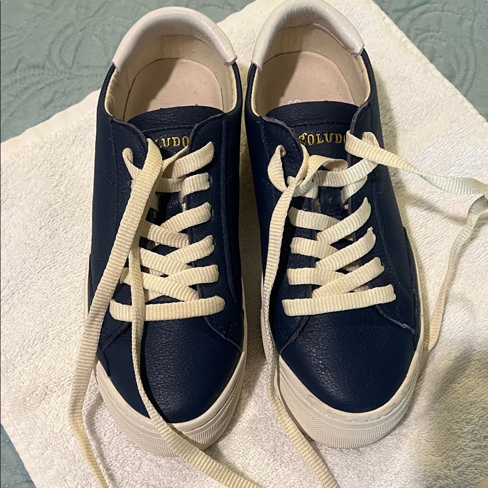 Navy Blue Leather Soludos Sneakers size 5.5 women